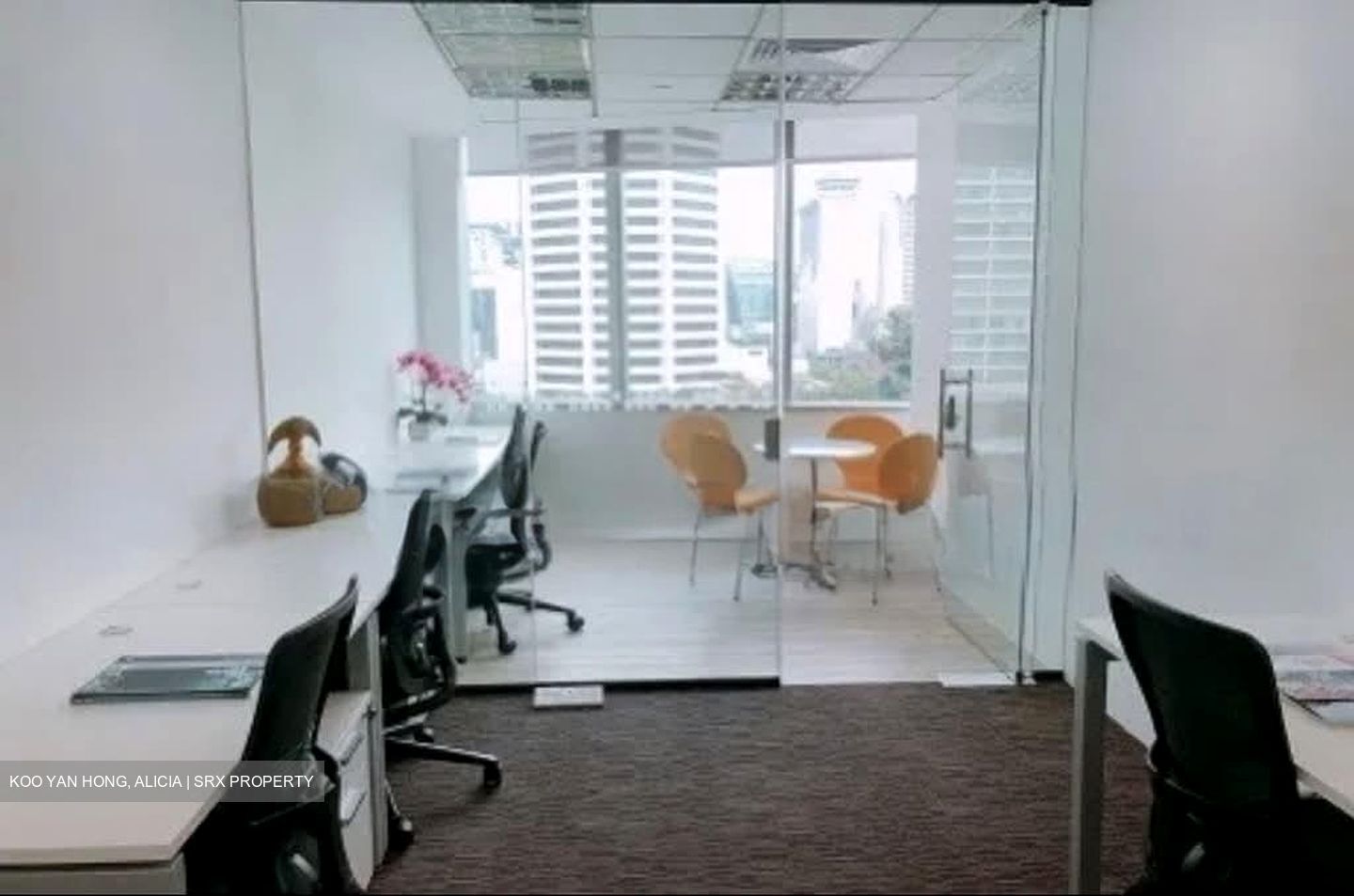 Shaw House (D9), Office #537978061